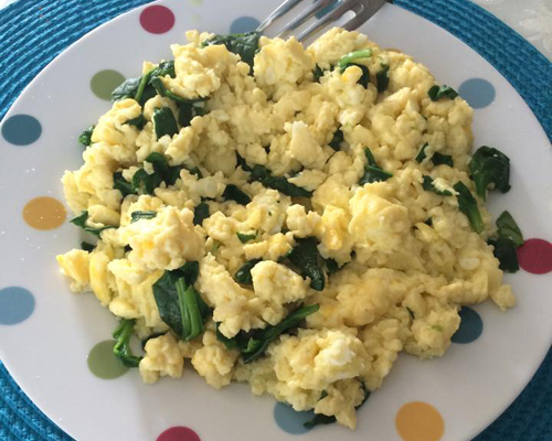 Scrambled eggs and spinach