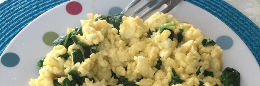 Scrambled eggs and spinach